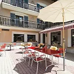 切斯艾拉昂德里纳酒店 酒店 3*