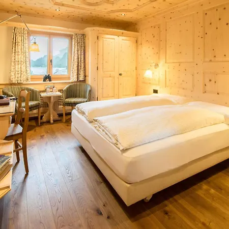 切斯艾拉昂德里纳酒店 3*