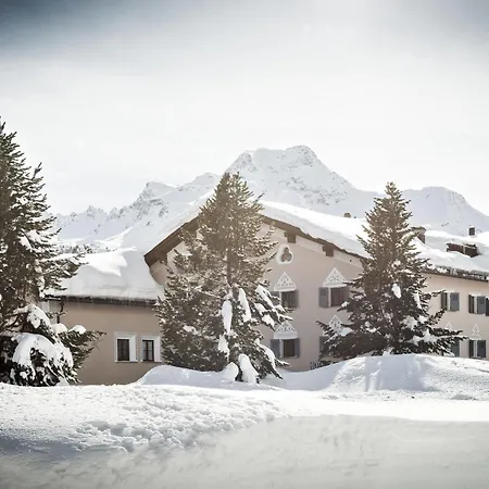 切斯艾拉昂德里纳酒店 3* 锡尔斯玛丽亚