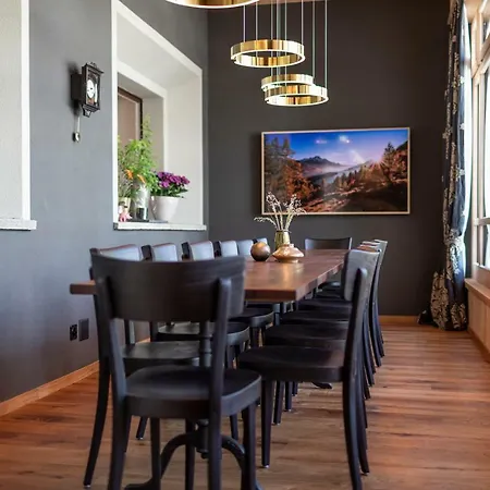 Chesa Randolina Hotel