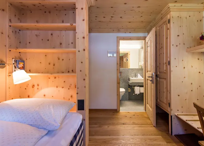 Hotel Chesa Randolina 3*