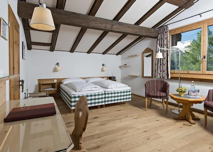 Chesa Randolina Hotel