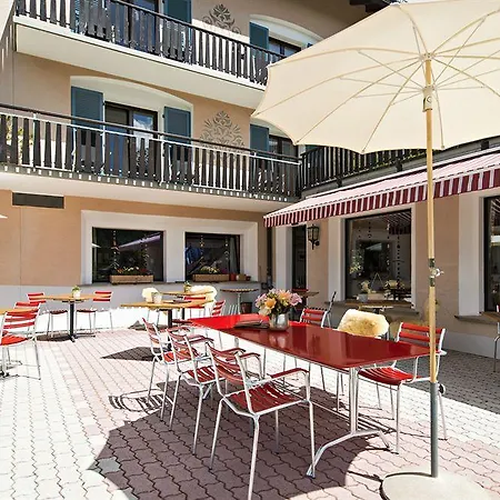 Chesa Randolina Hotel 3*