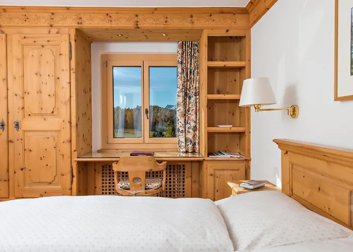 Hotel Chesa Randolina 3*