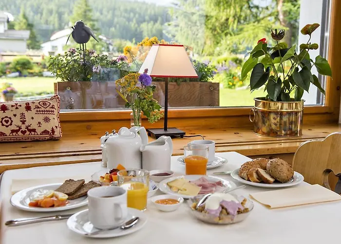 Hotel Chesa Randolina 3*