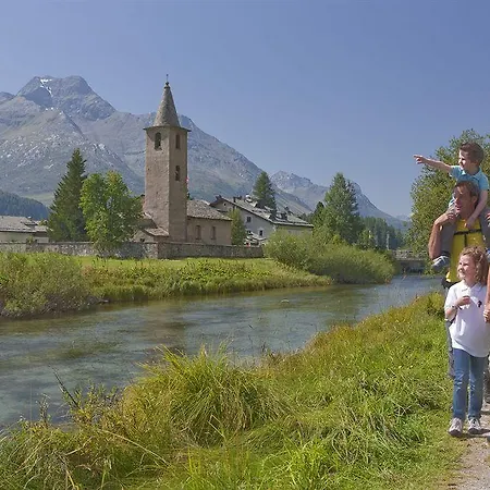 切斯艾拉昂德里纳酒店 3* 锡尔斯玛丽亚