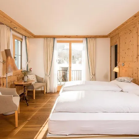 切斯艾拉昂德里纳酒店 3*