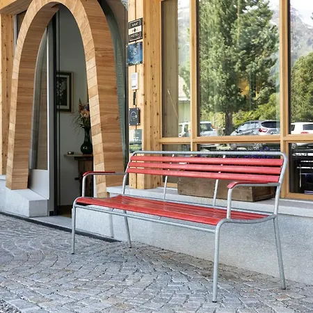 切斯艾拉昂德里纳酒店 3*