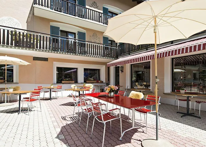 Chesa Randolina Hotel 3*