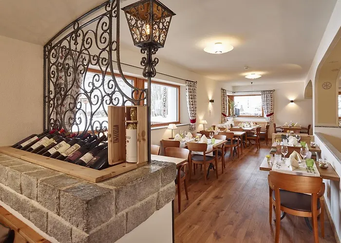 Hotel Chesa Randolina 3*