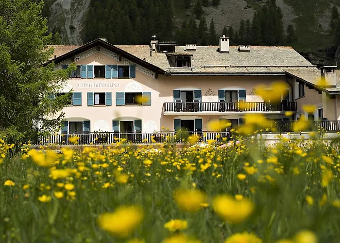 Chesa Randolina Hotel
